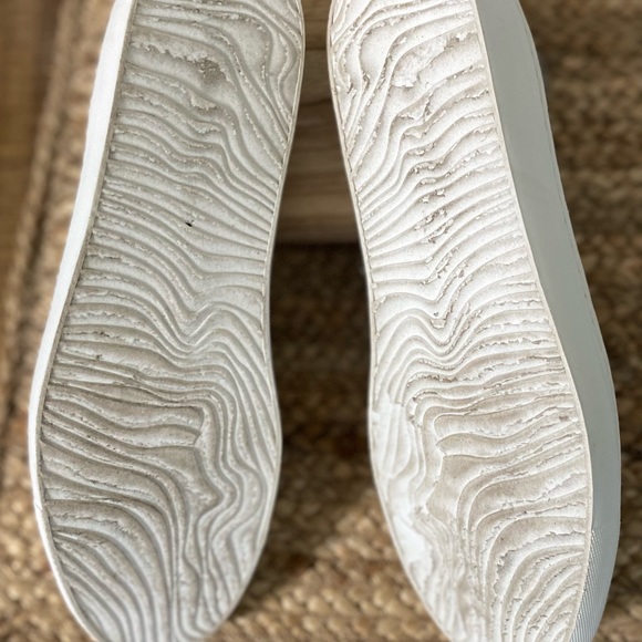 STEVEN BY STEVE MADDEN “KELSEA”SNEAKER! - Picture 10 of 12